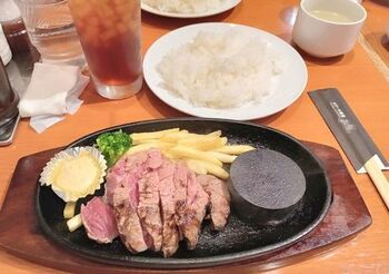 13154 ステーキ202306.jpg