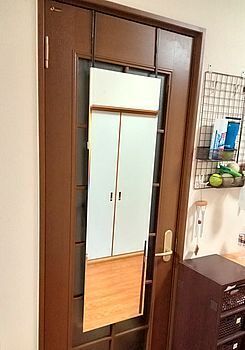 15136 鏡202503-4.jpg